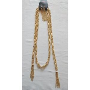 PAPARAZZI JEWELRY NWT Scarf  Necklace And Earrings In Gold Tone
